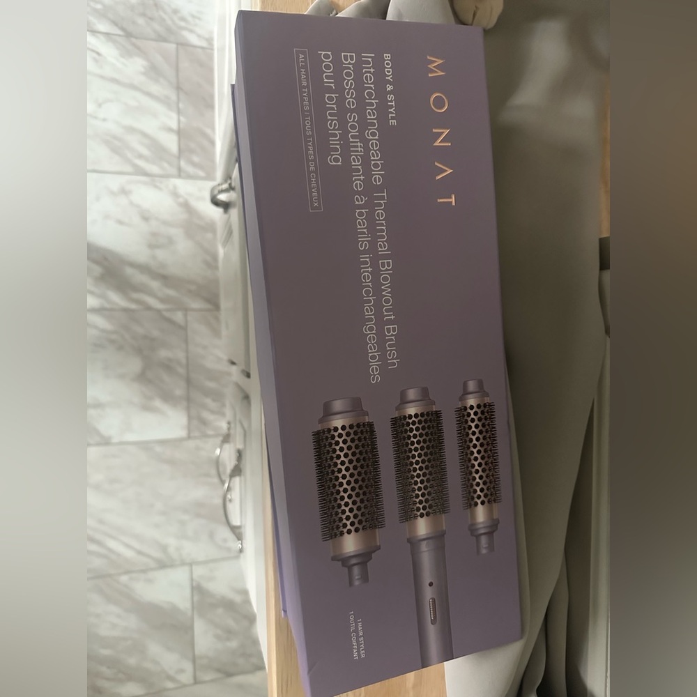 Monat interchangeable thermal blowout brush - never used.